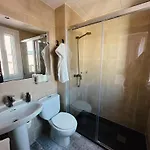 Hotel Alegret *
