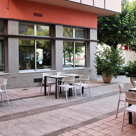 Hotel Alegret *