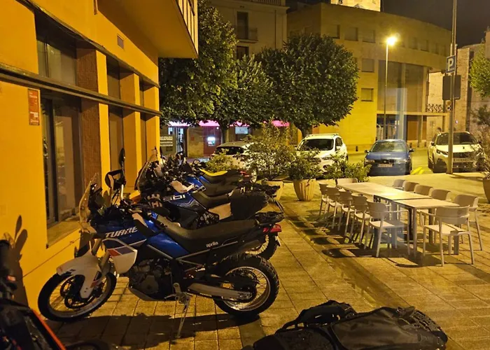 Alegret Hotel